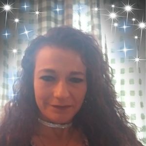 Meet your Posher, Valorie